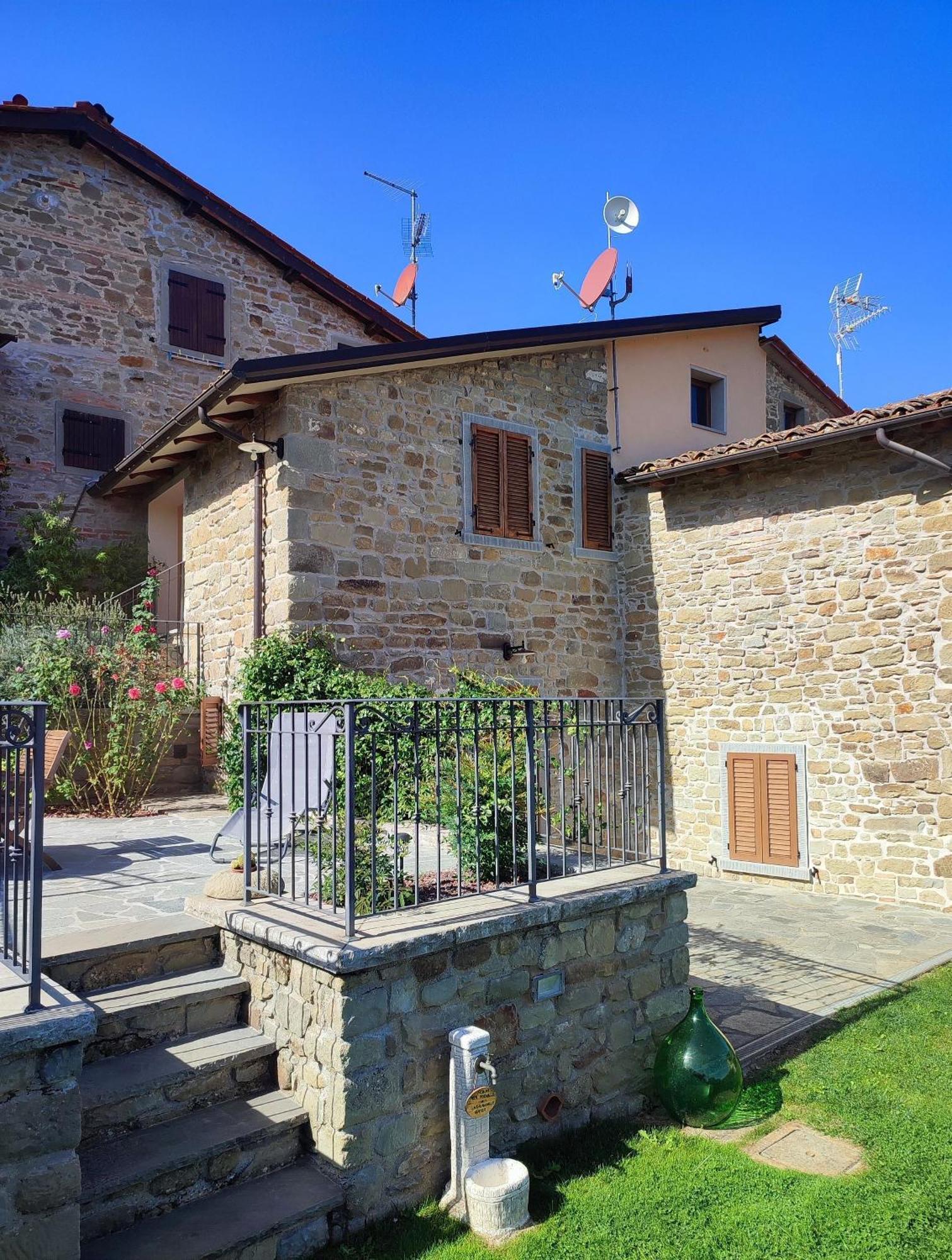 Podere Verdi Colline Poppi Kültér fotó